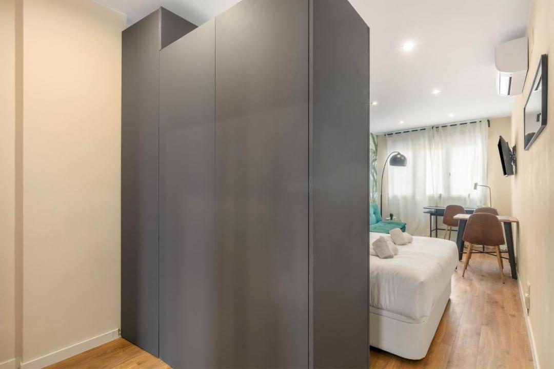 1 Bedroom 1 Bathroom Furnished - Chueca - Modern Functional - Mintystay مدريد المظهر الخارجي الصورة