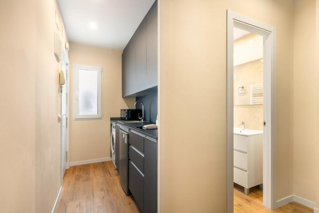 1 Bedroom 1 Bathroom Furnished - Chueca - Modern Functional - Mintystay مدريد المظهر الخارجي الصورة